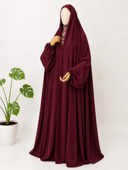 Maroon Irani Chadar With Sleeves