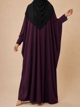 Plum Kaftan Abaya With Cuff Buttons