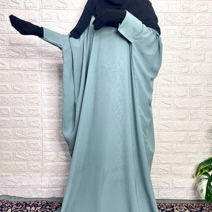 Sapphire Kaaftan abaya with cuff buttons