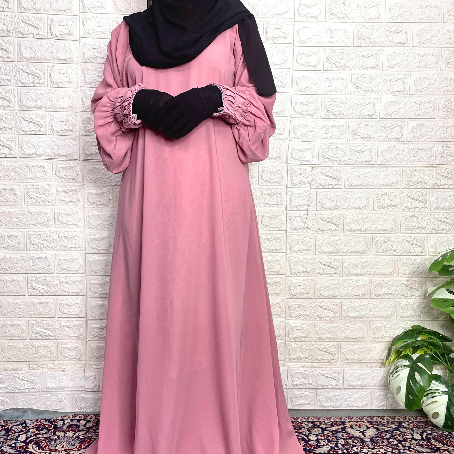 Aline Abaya With Smocking Sleeves