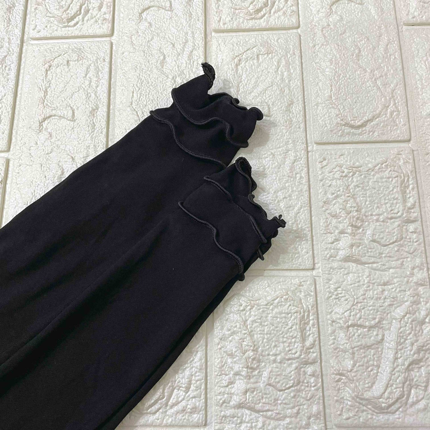 Imported Black Sleeves Extenders With Ruffles