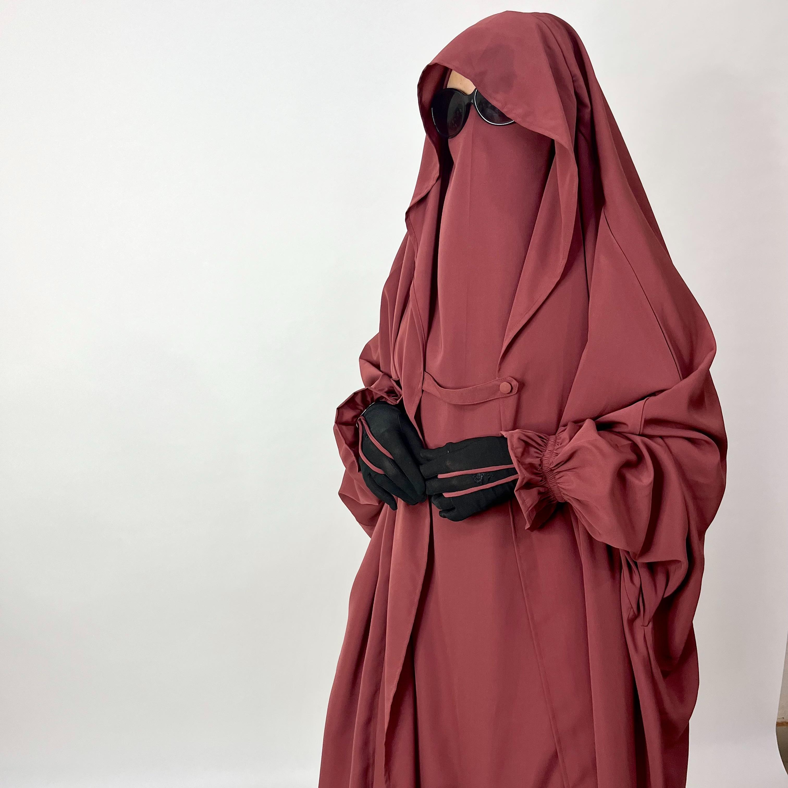 Pecan Saudi Jilbab