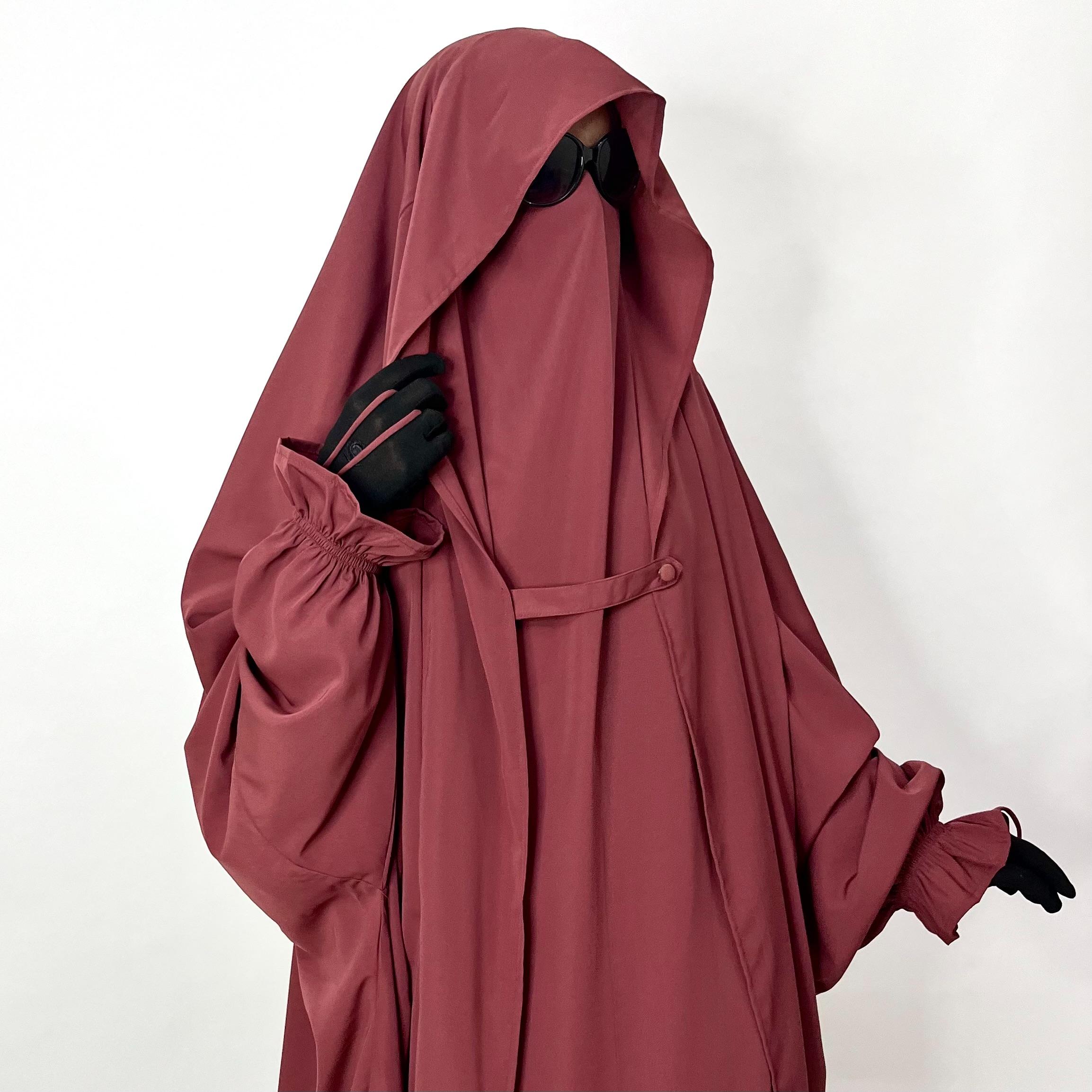 Pecan Saudi Jilbab