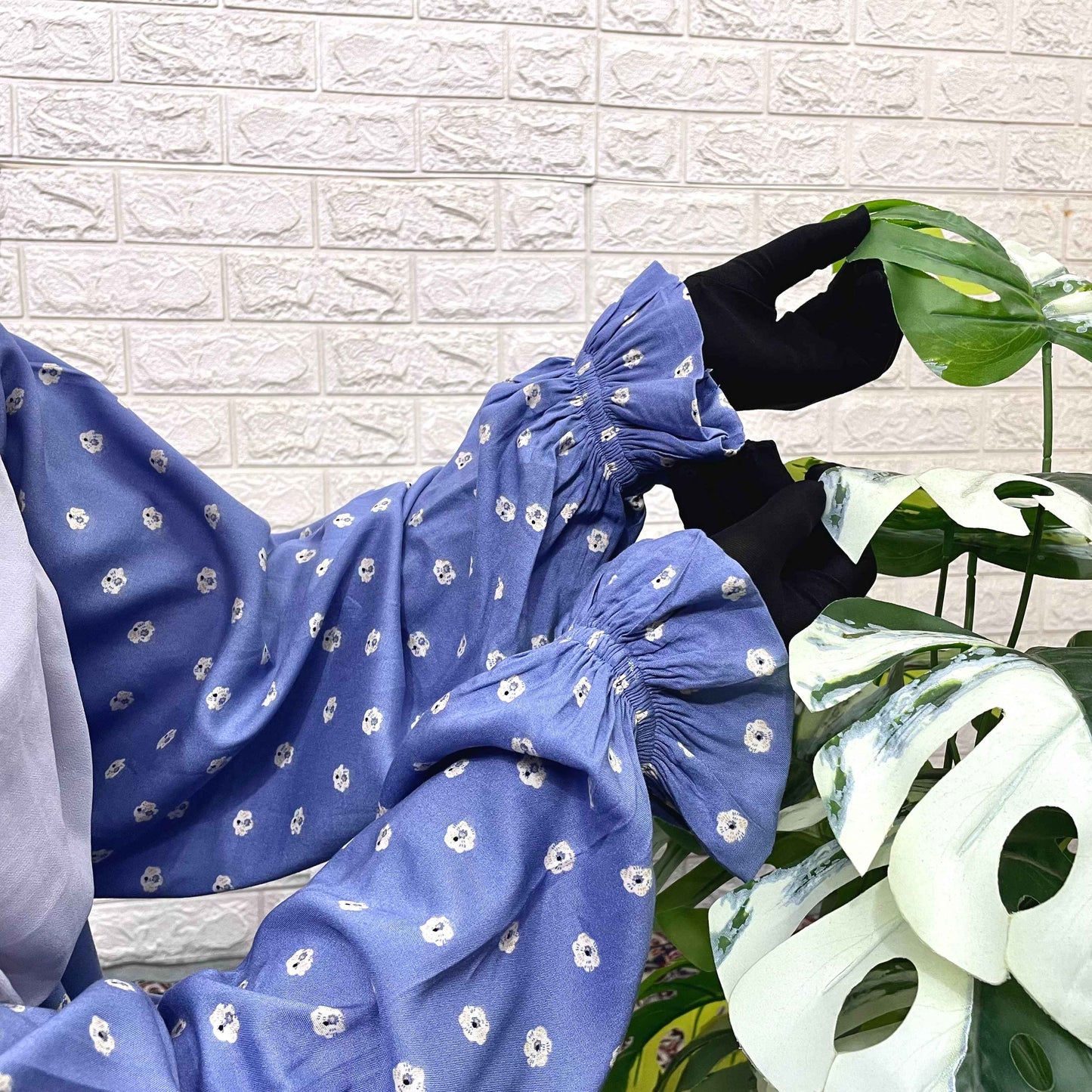 Front Open Abaya With Flower Sleeves