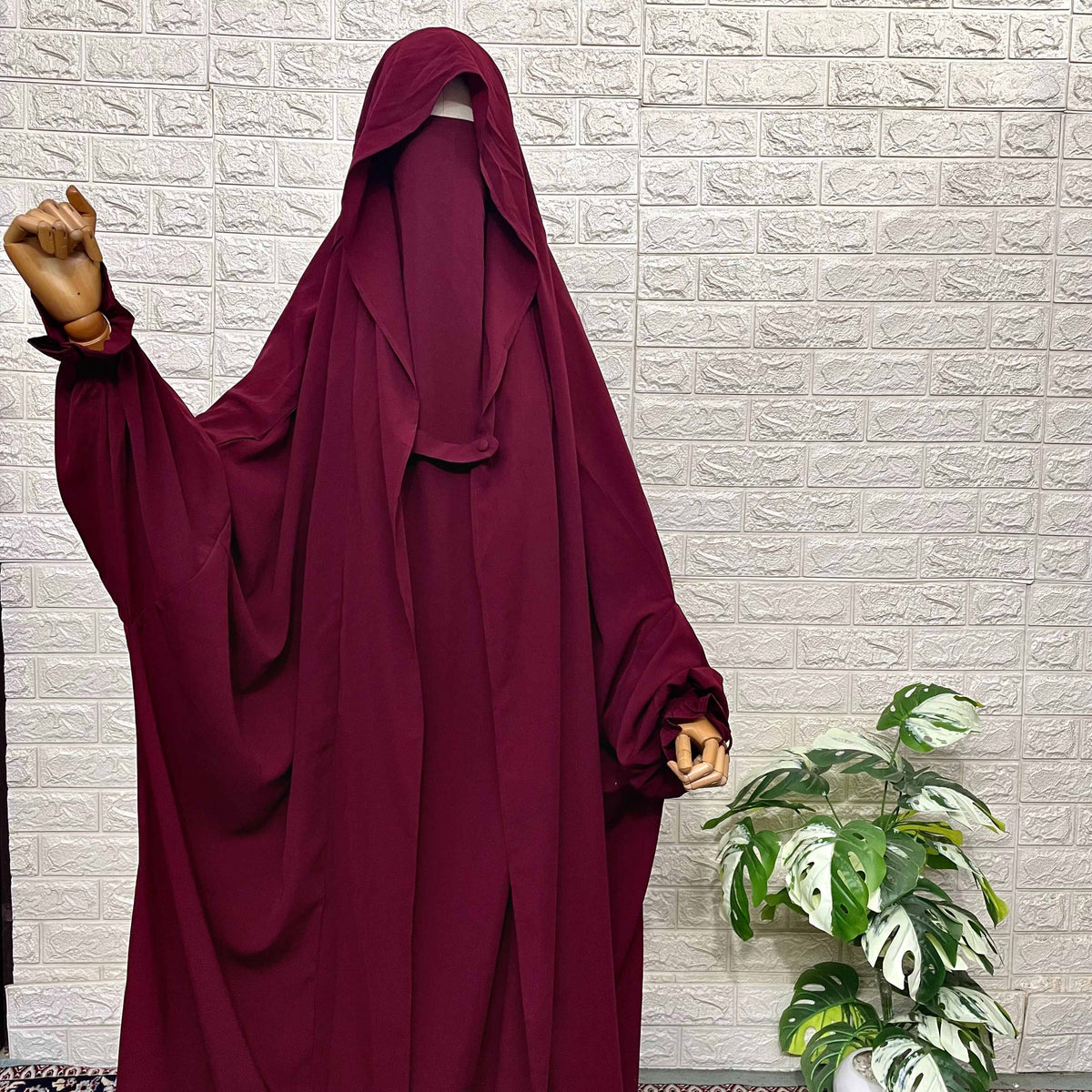 Maroon Saudi Jilbab
