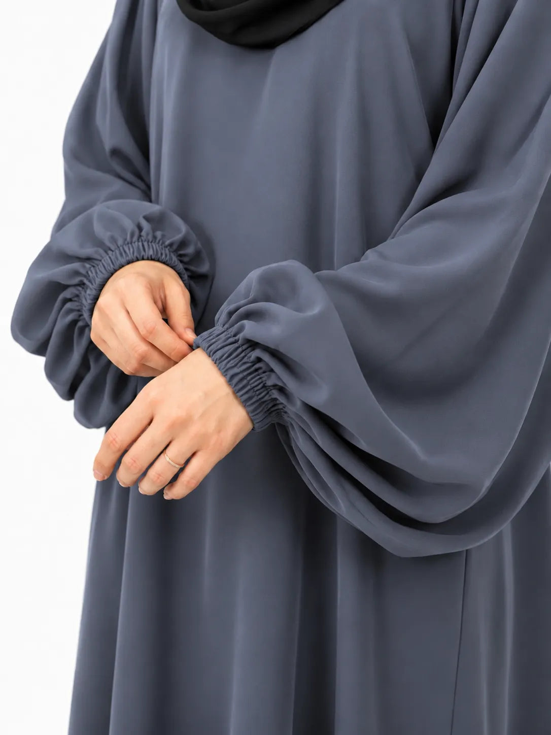 Gray Abaya With Baggy Sleeves