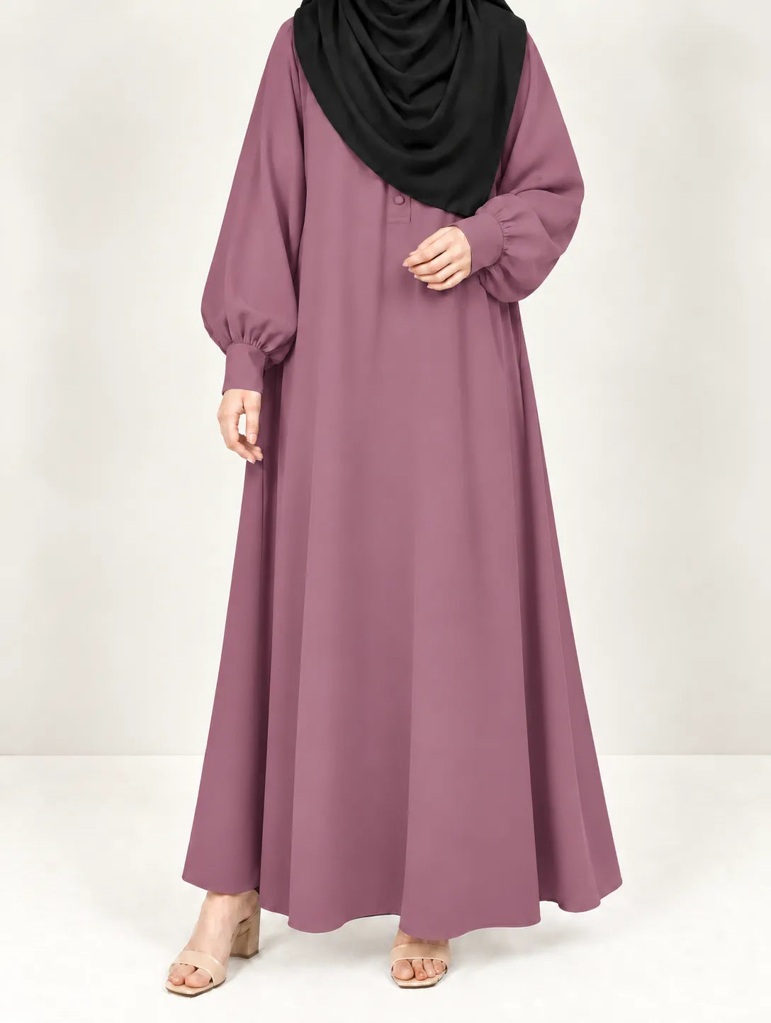 Aline Abaya With Cuff Sleeves