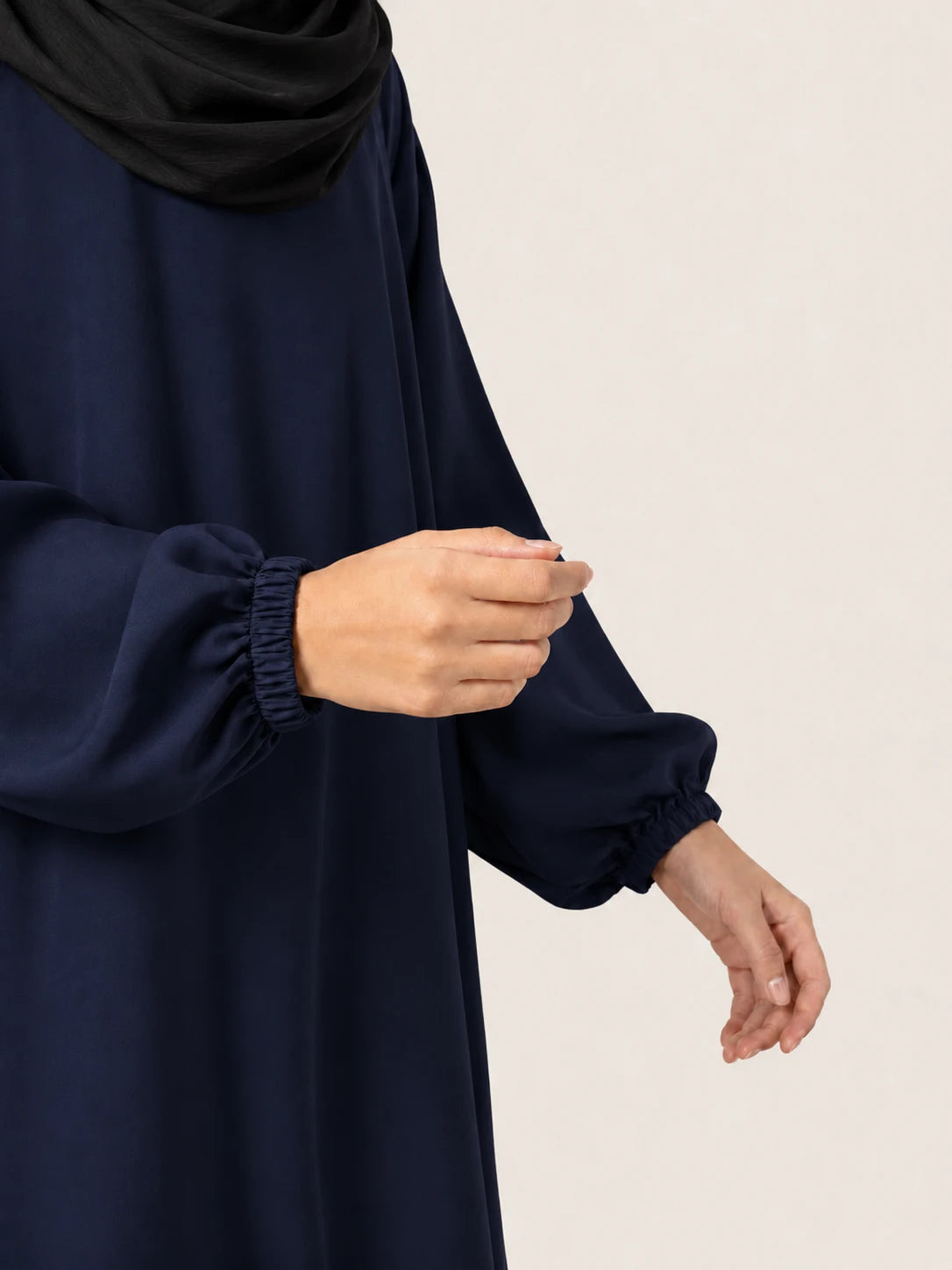 Basic Abaya With Elastic Sleeves