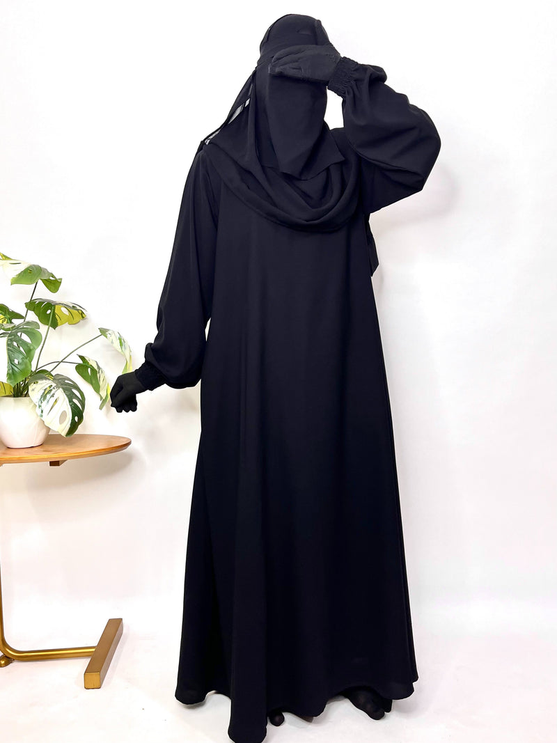 Black Basic Abaya With Elastic Sleeves