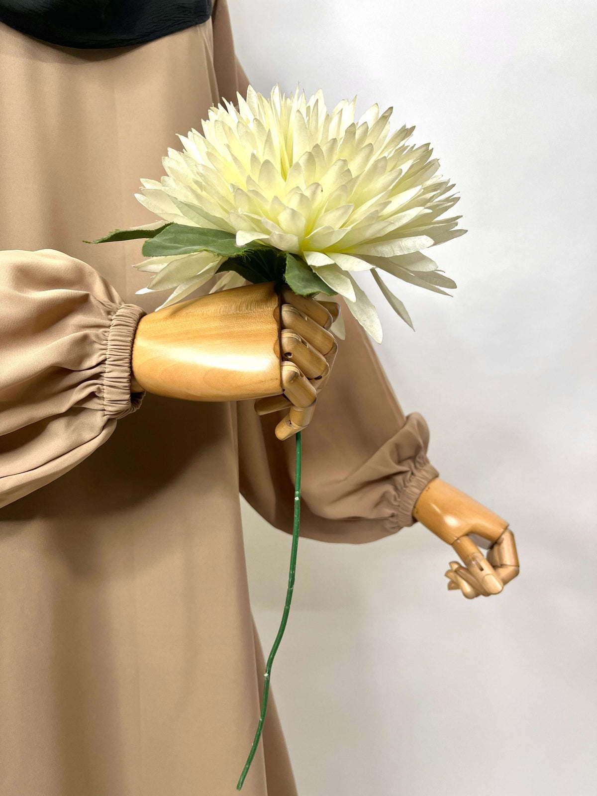Basic Abaya With Elastic Sleeves