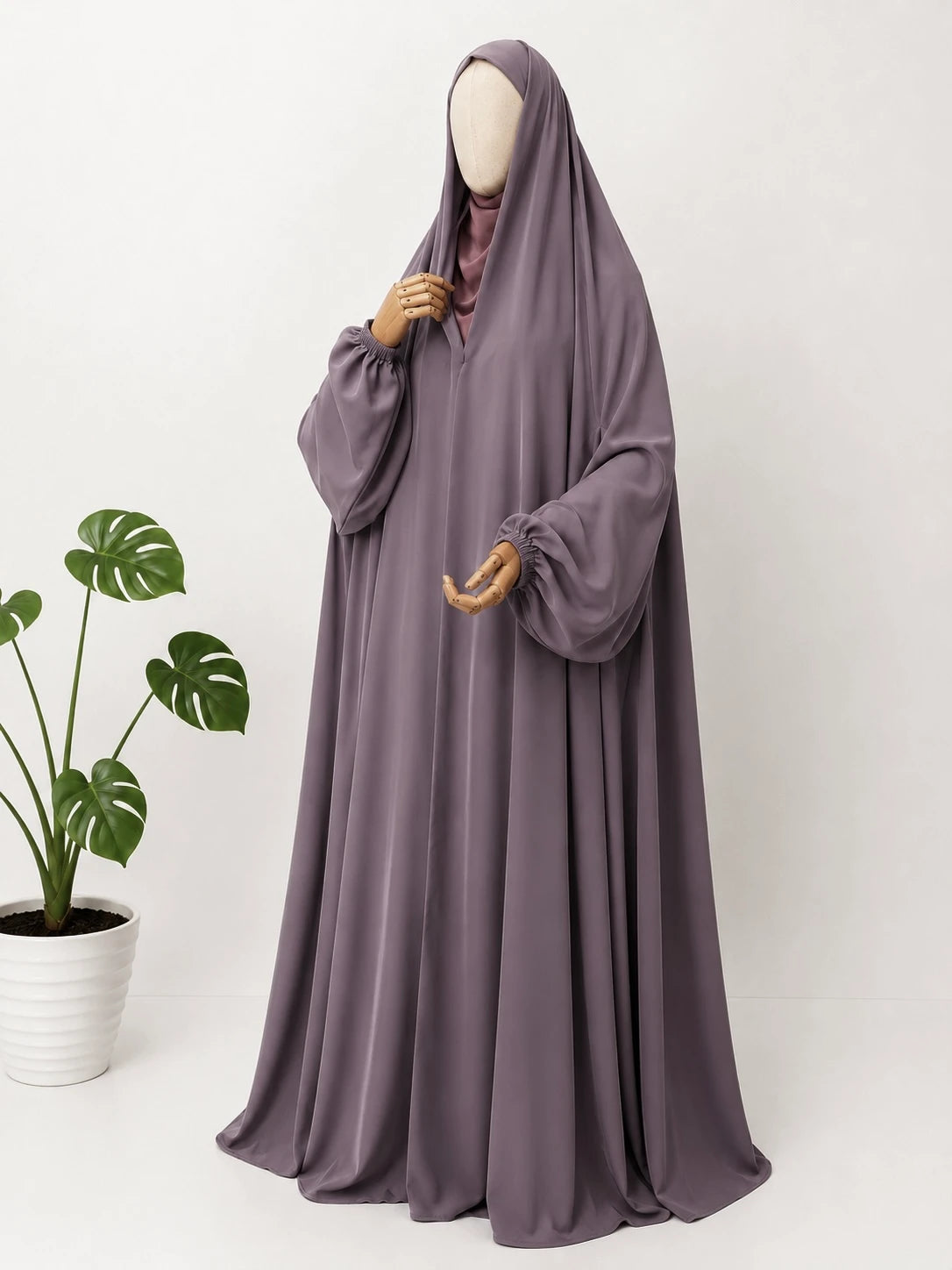 Lavender Irani Chadar With Sleeves