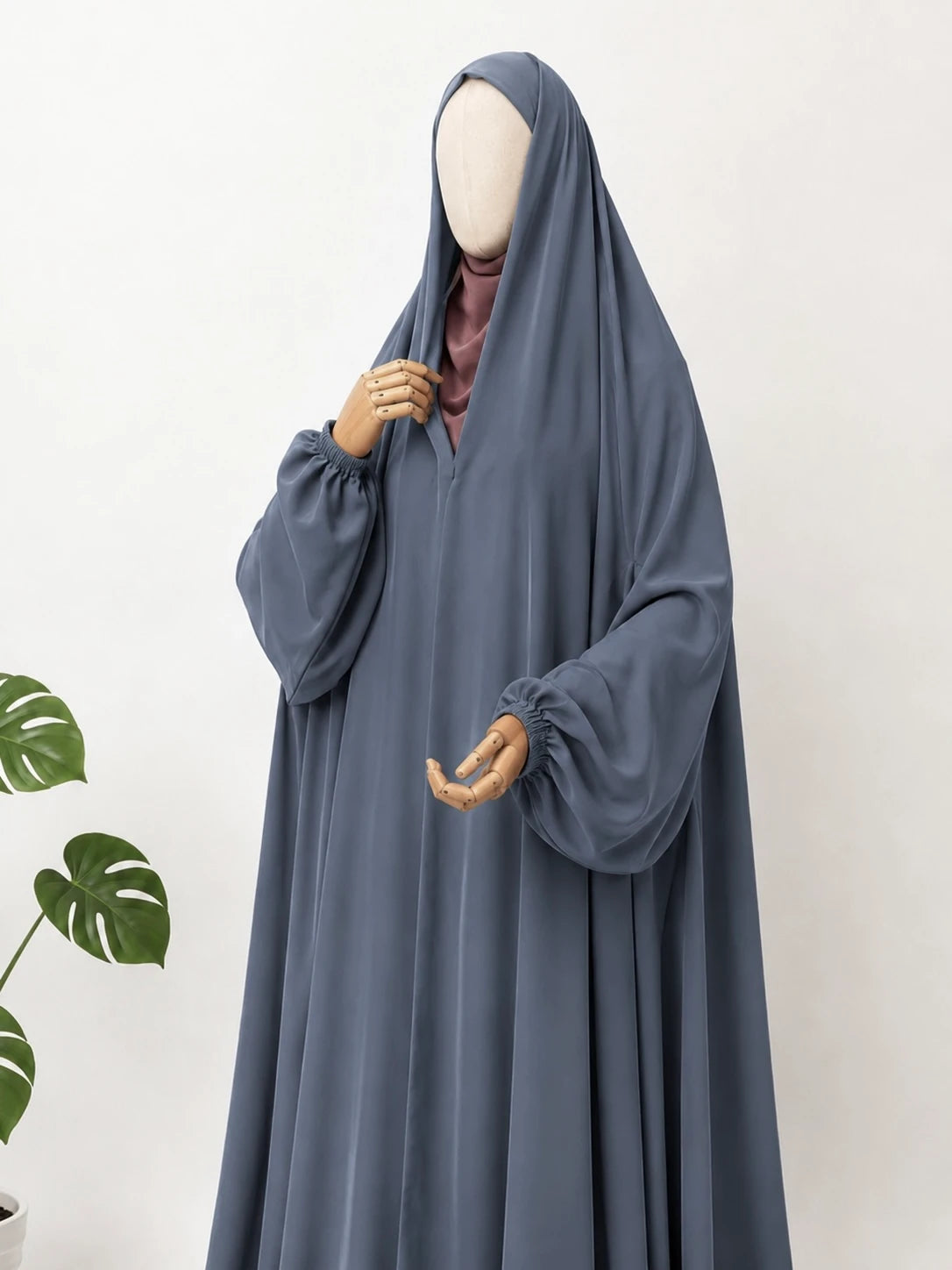 Gray Irani Chadar With Sleeves