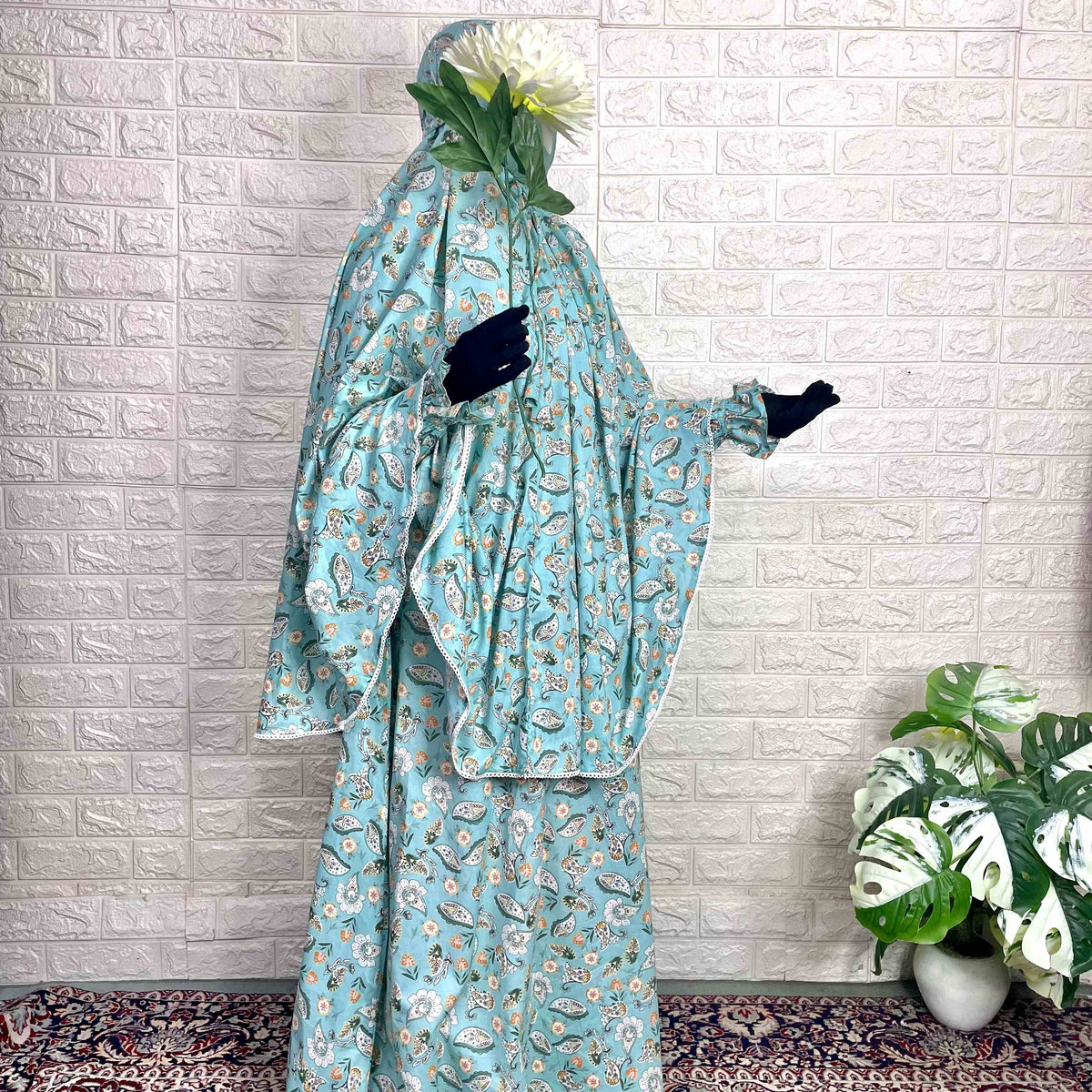 Aline abaya with flower sleeves and khimar set