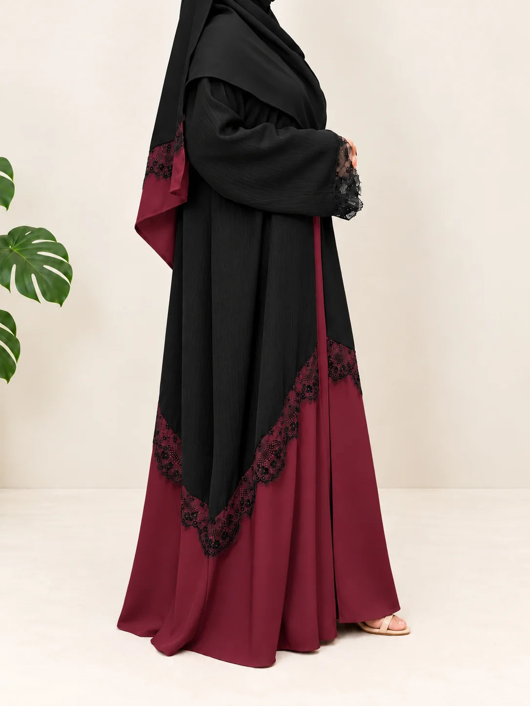Safwa Abaya