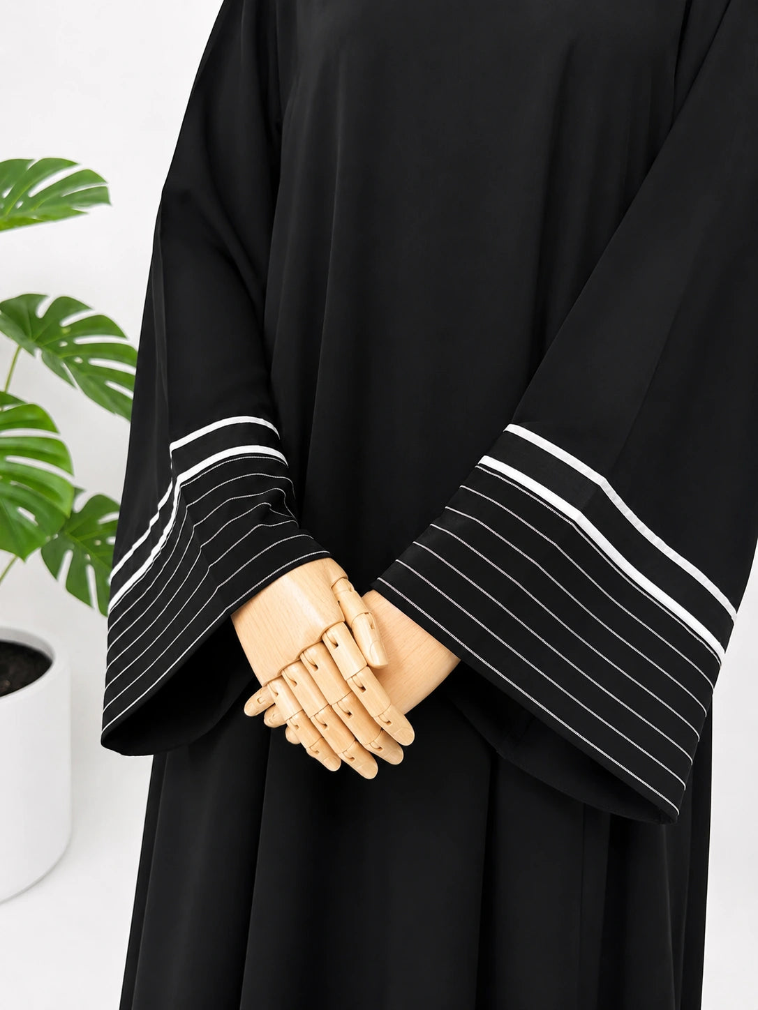 Black abaya with stripes sleeves