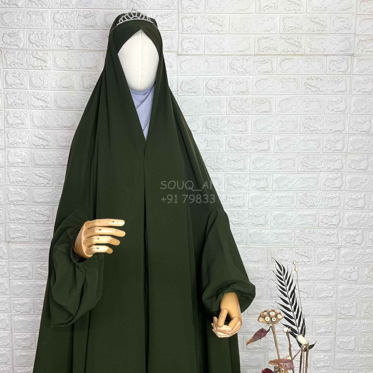 Olive Green Irani Chadar With Sleeves
