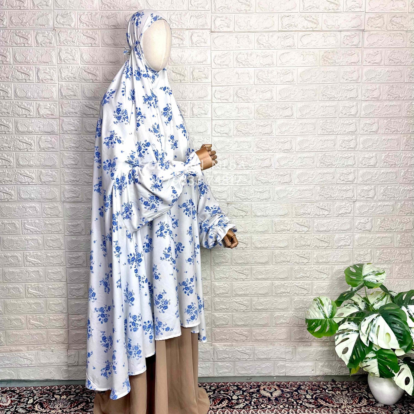 Long Salah Khimar