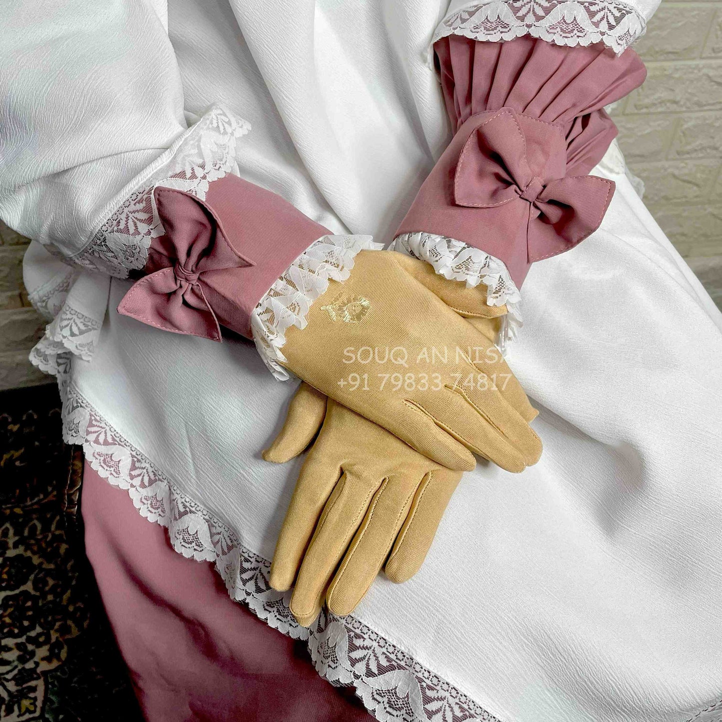 Beige Hand Gloves