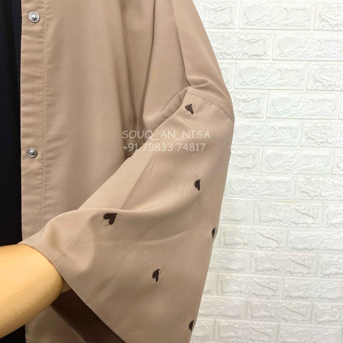 Beige Qalb Abaya