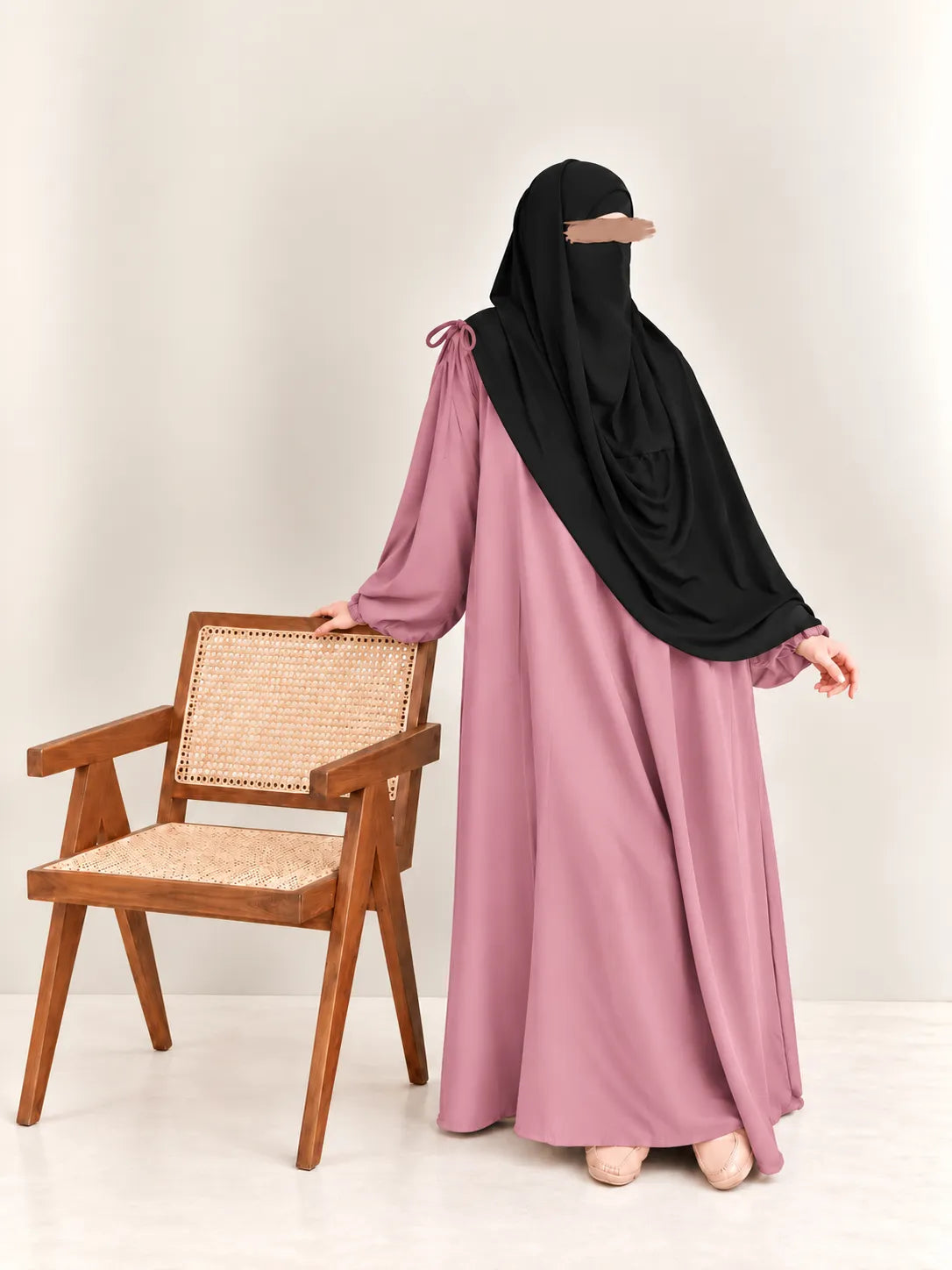 pink iqra