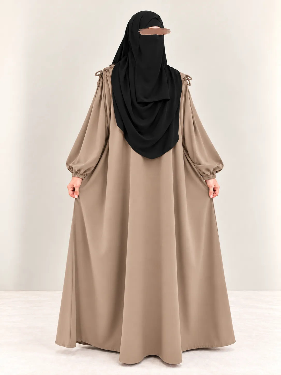 Iqra Abaya