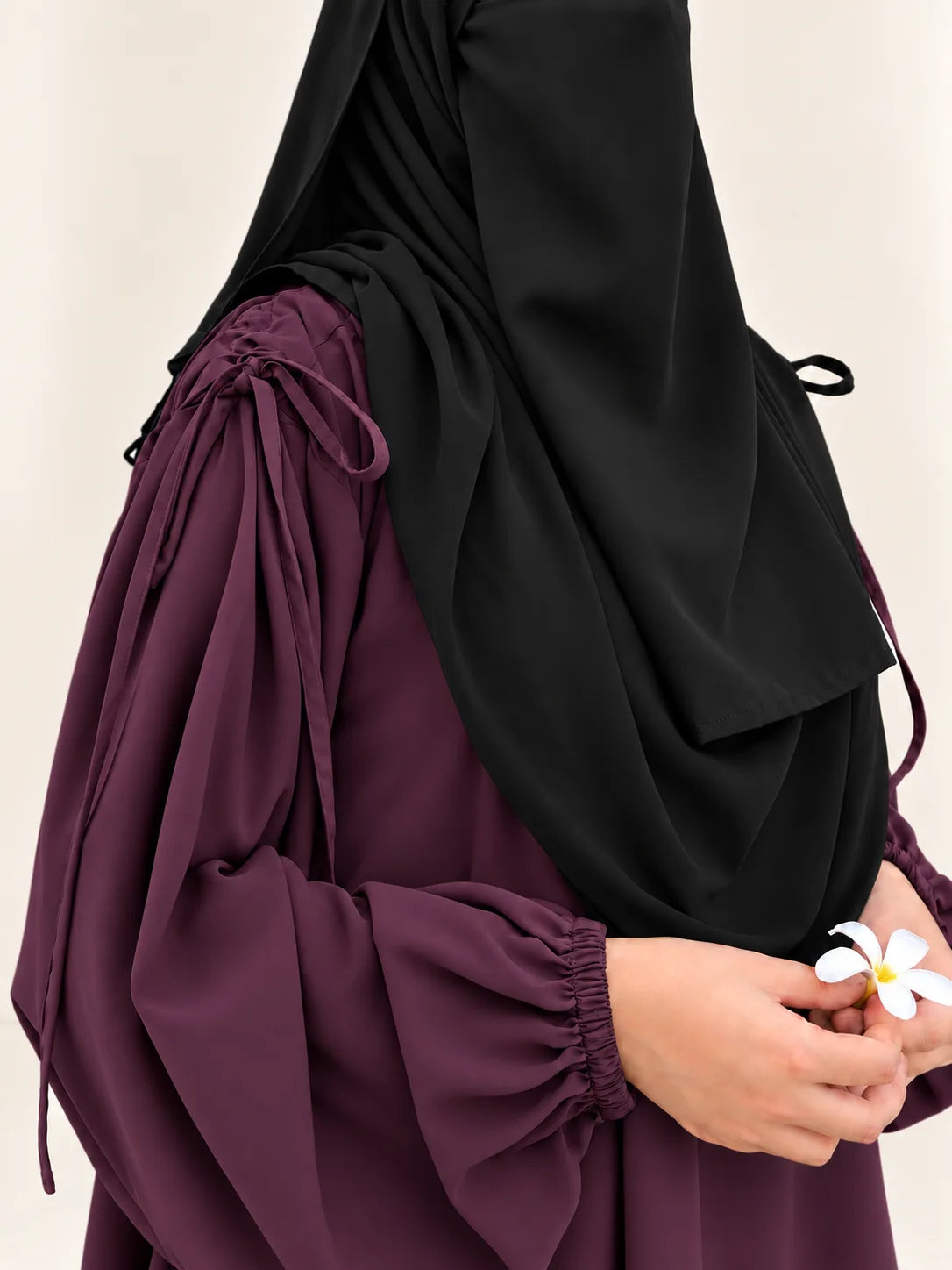 Plum Iqra Abaya
