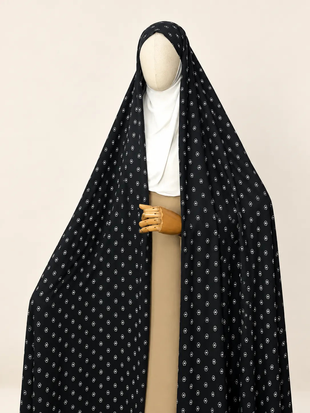 Cotton Irani Chadar Without Sleeves