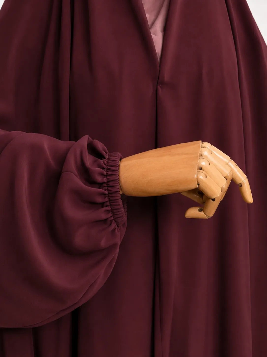 Maroon Irani Chadar With Sleeves