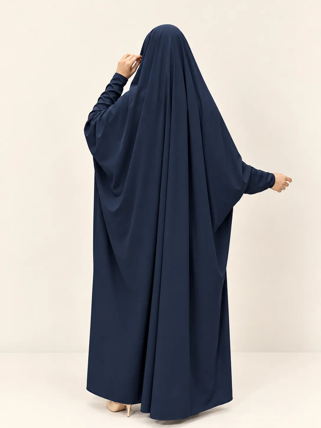 Crystal Blue Jilbab With Plain Sleeves