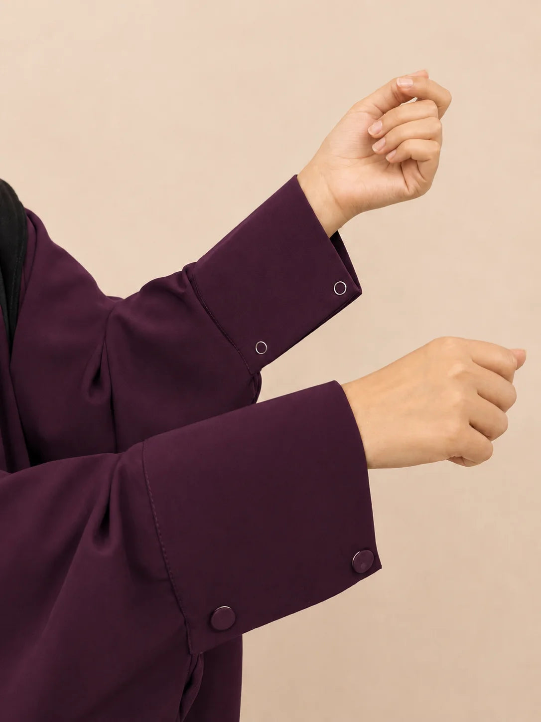 Plum Kaftan Abaya With Cuff Buttons