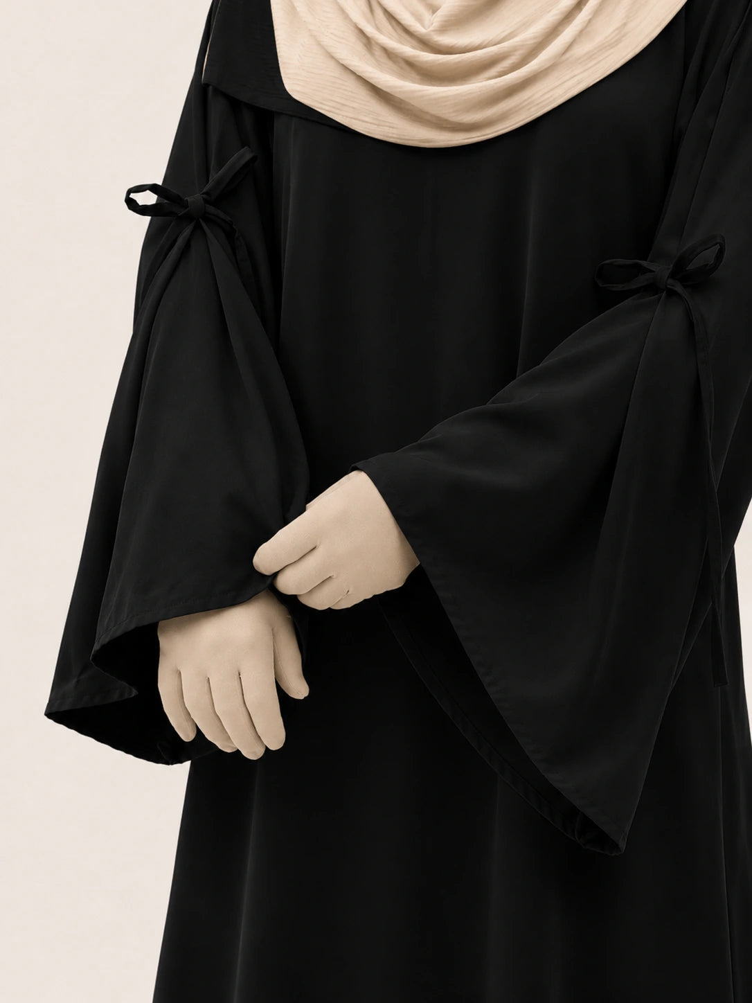 Black Laiba Basic Abaya
