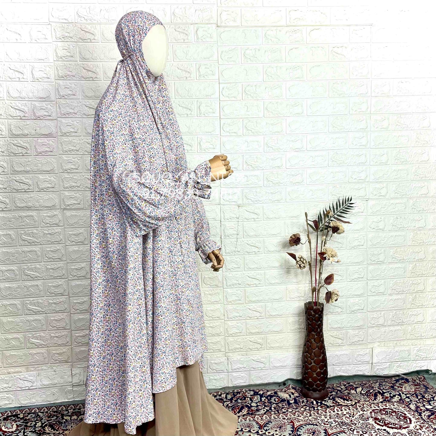 Long Salah Khimar