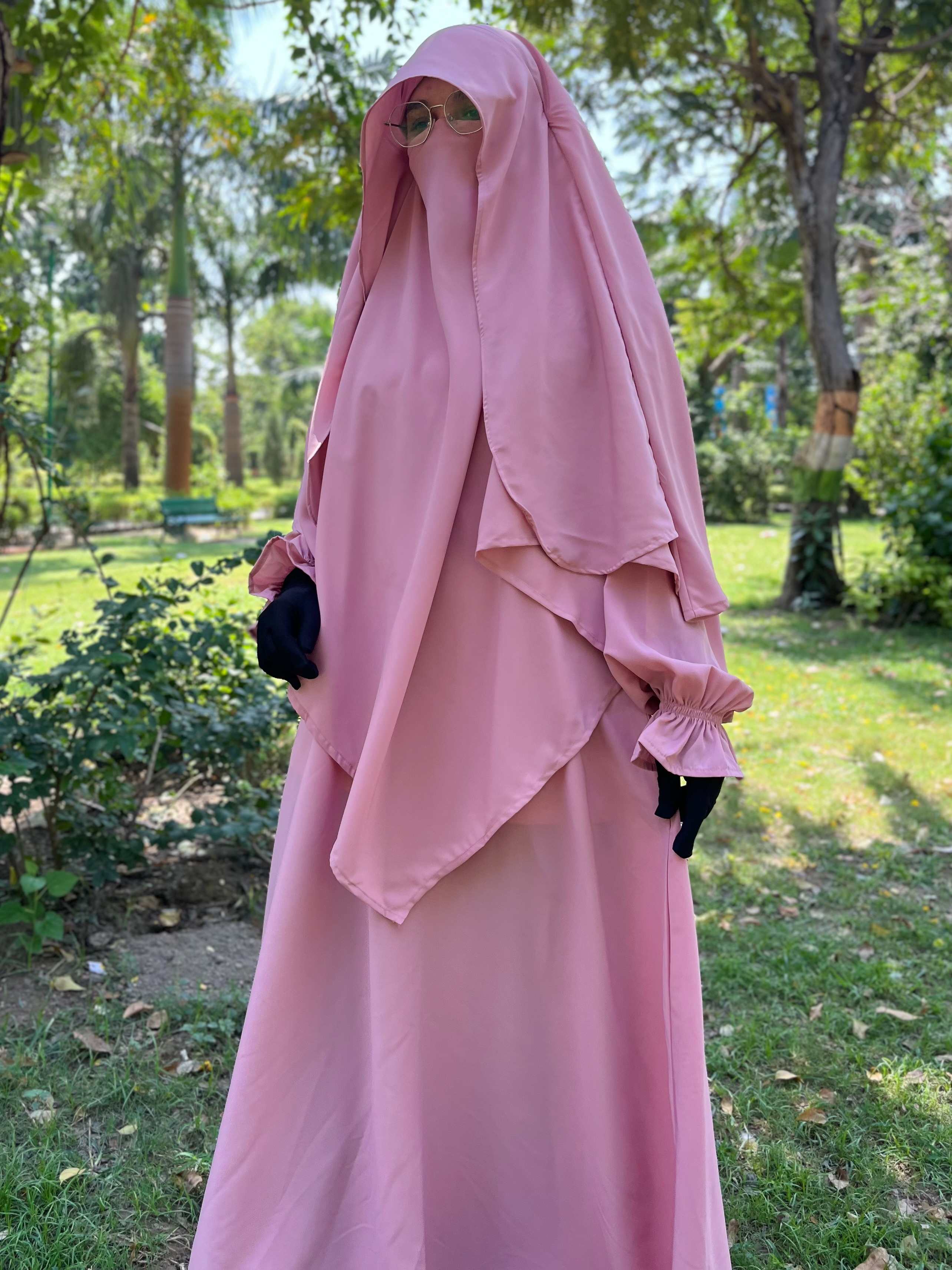 Sarah Abaya Set