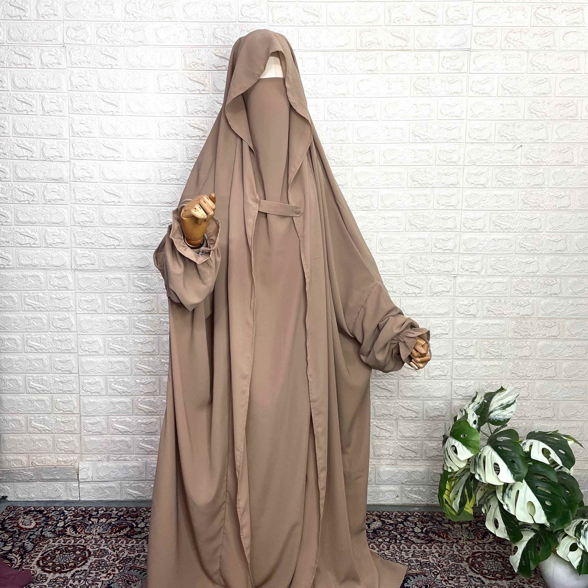 Beige Saudi Jilbab