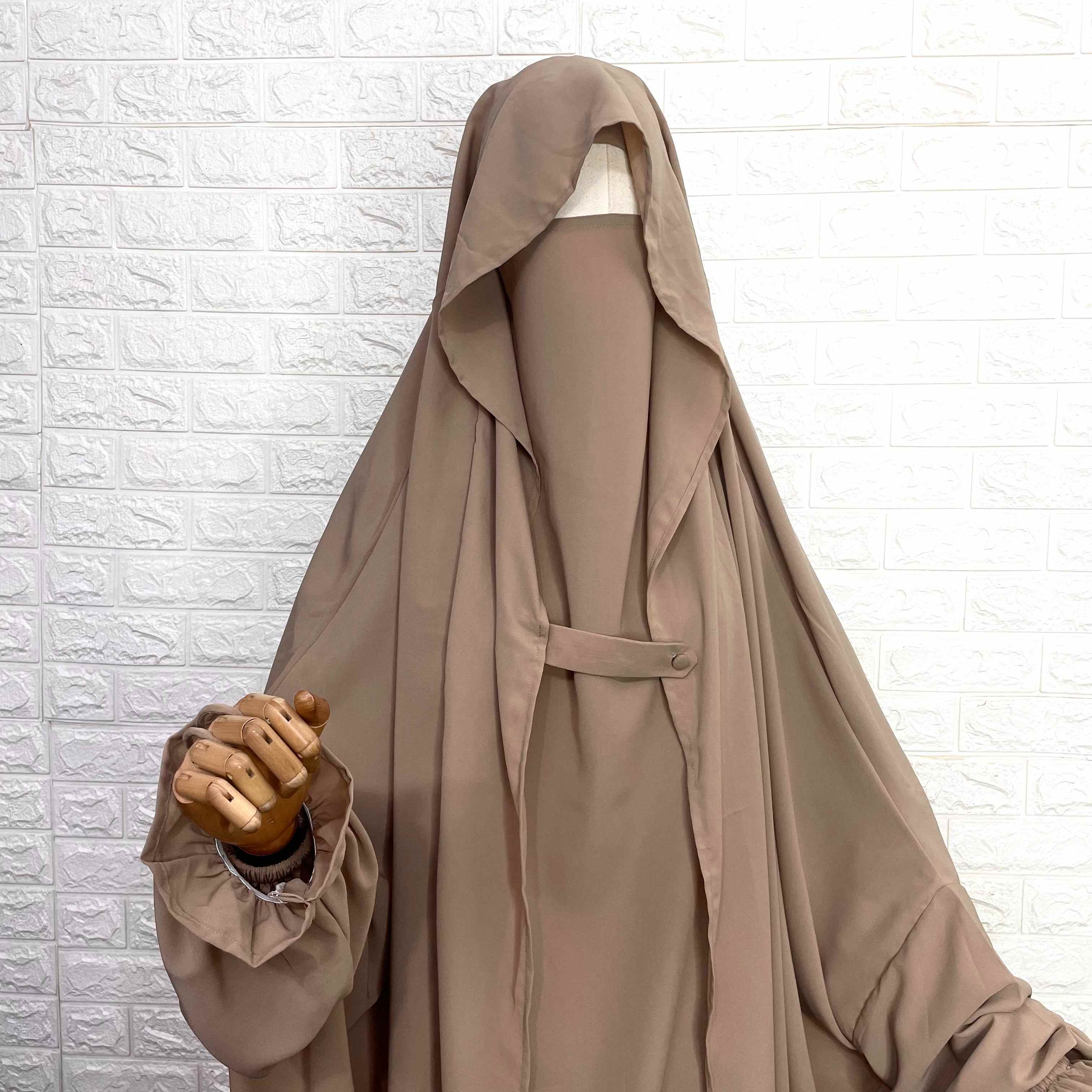 Beige Saudi Jilbab
