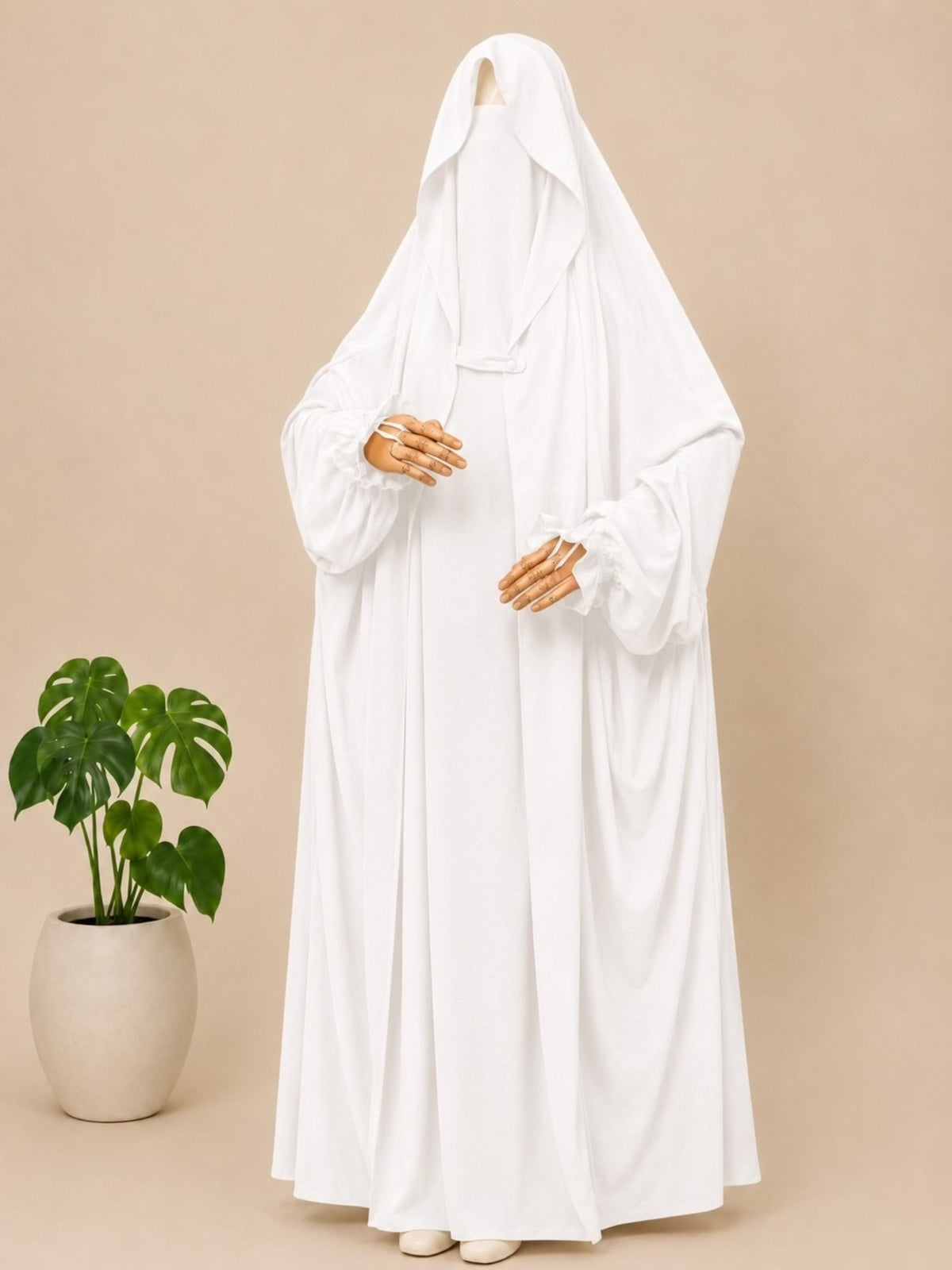 White Saudi Jilbab