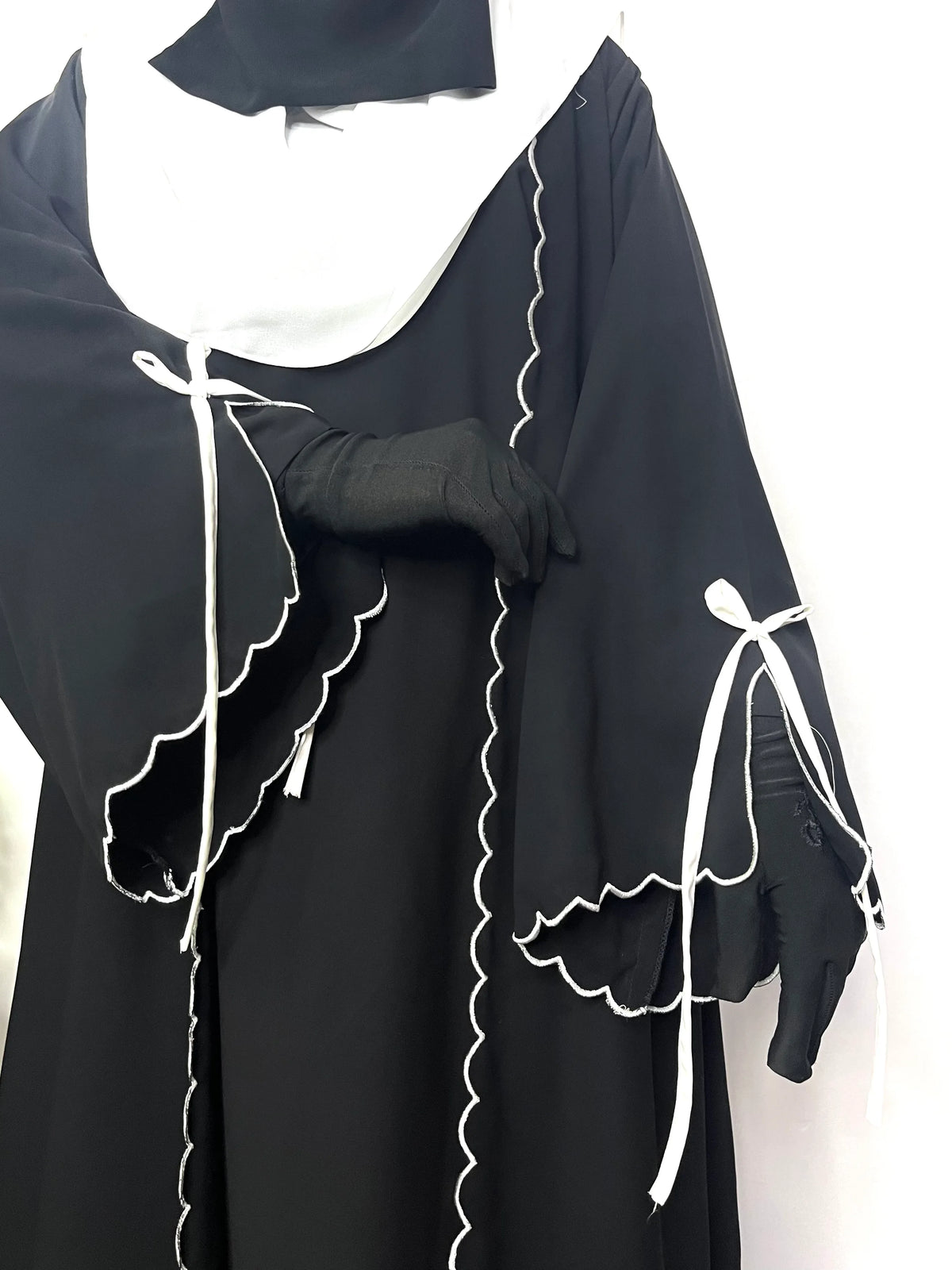 Ruh Embroidery Abaya