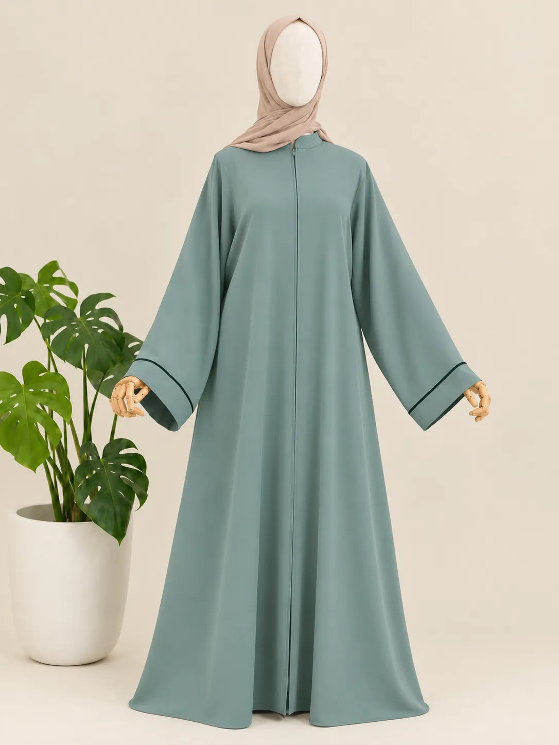 Uzma Basic Abaya