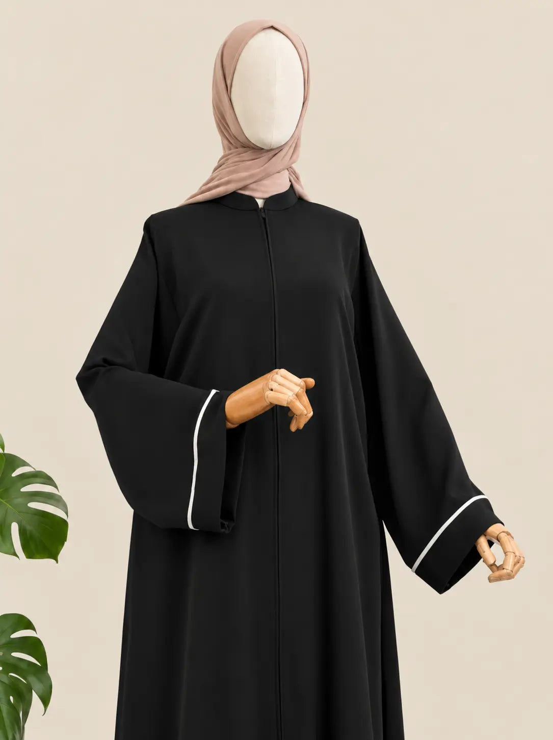 Uzma Basic Abaya