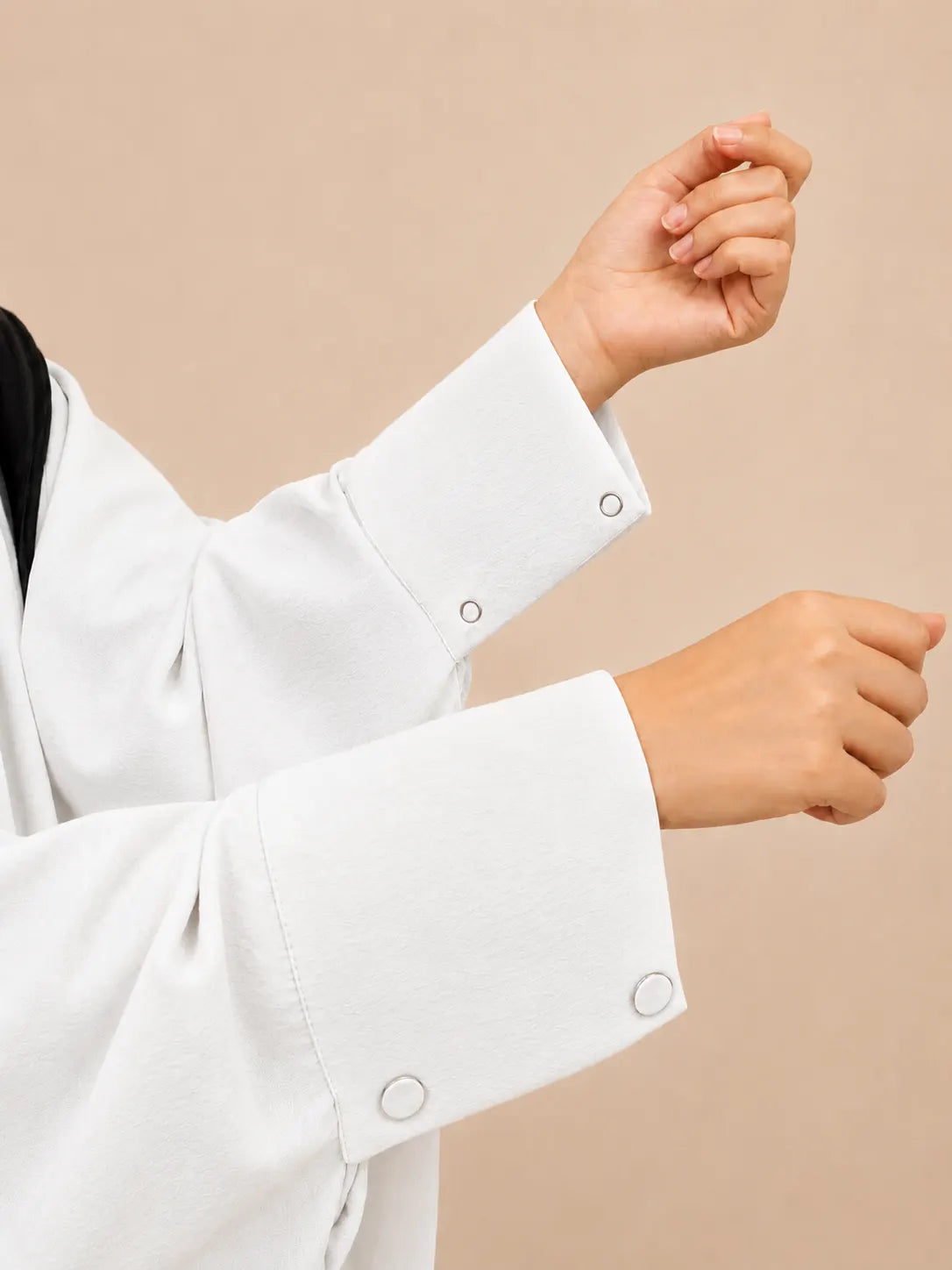 White Kaftan Abaya With Cuff Buttons