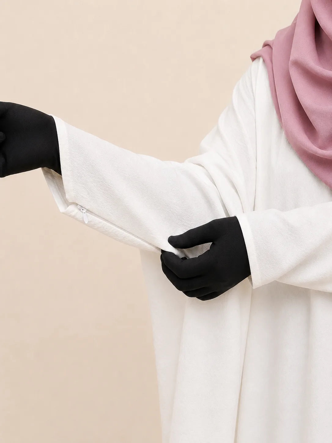 White Kaftan Abaya With Zip Sleeves