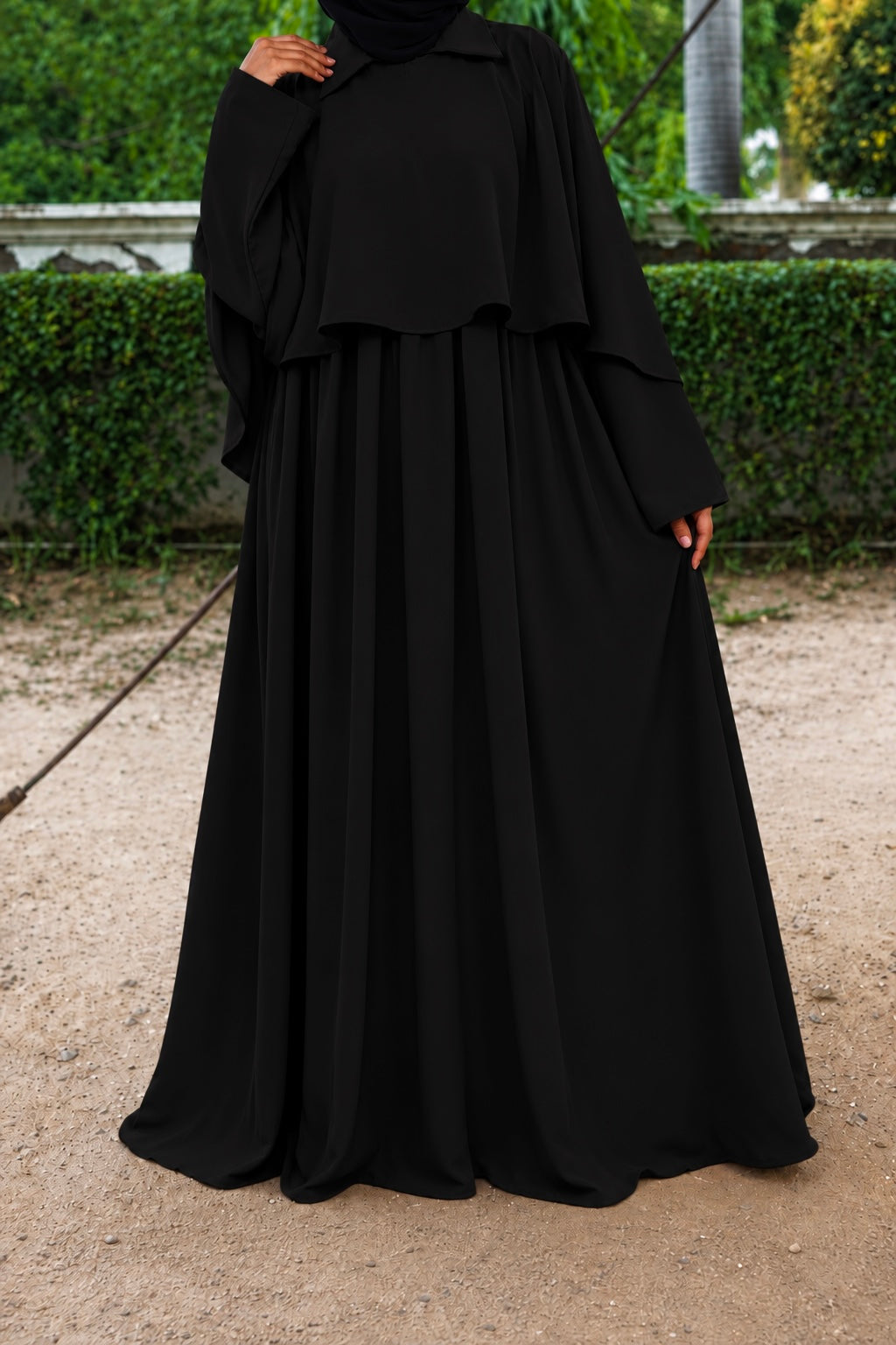 Black Zeenat Abaya With Cape
